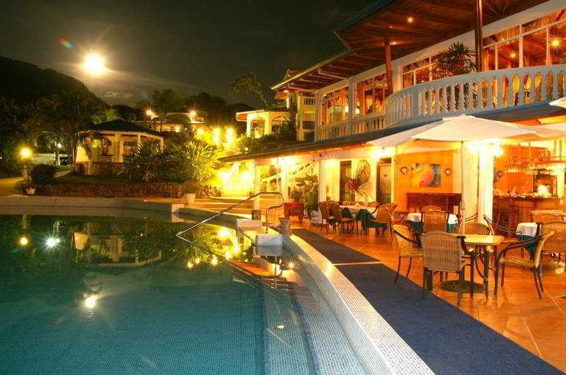 Cristal Ballena Boutique Hotel & Spa Uvita Exterior photo